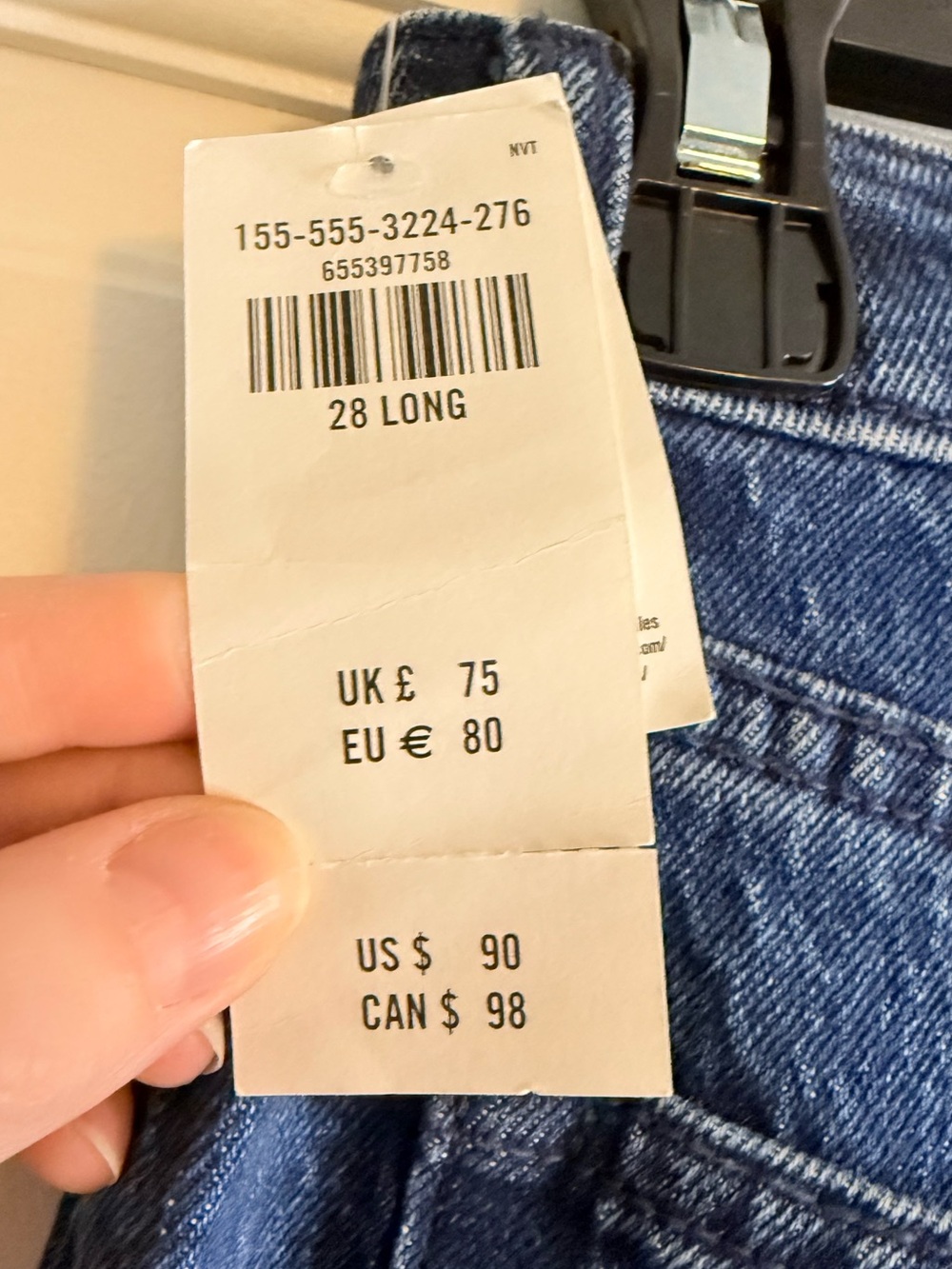 Abercrombie & Fitch The 90’s Relaxed Jean High Rise - Picture 3 of 3